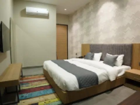 Hotel Central Park Hotels in Bathinda