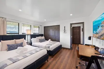 Mountaintop Pool Paradise - Mins to NOS Center Hotel in zona Robert and Frances Fullerton Museum of Art