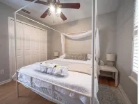 Super Clean Fantastic Pool Home Near Everything