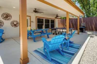 San Antonio Home w/ Private Hot Tub: Pet Friendly! - Country Houses