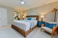 Sunset Seaker! Soundfront condo with Pool and great views!