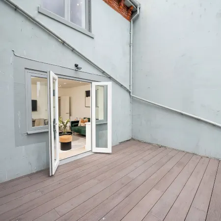 Vesto Brighton