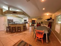 The Fish House - AWESOME BOAT RAMP -Waterfront -Scalloping-Fishing