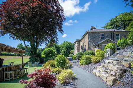 Cilrhiw Country House - Princes Gate Отели в г. Нарберт