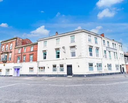 Aston Court Derby City Centre By Belvilla Hotels in Derby