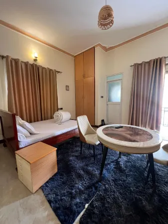 golden hotel and apartments