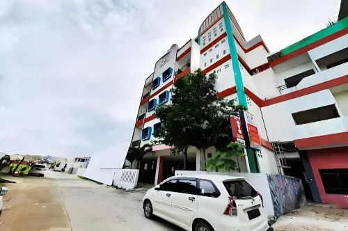 Her Mandiri Guest House Hotels in Балікпапан
