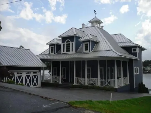 6 Br, 7 bath, sleeps 12