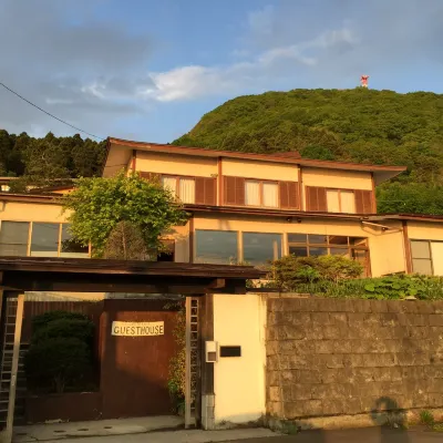 Hakodateyama Guest House Hotels near Tachimachi Cape