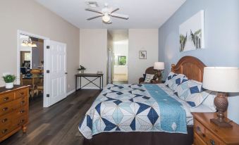 Grand Getaway at Bahama Bay - Penthouse Life