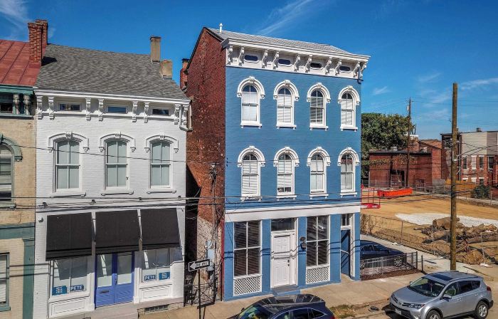 Heart of Mainstrasse Apt 2
