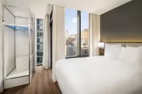 Best Western Premier Empire State Hotel - Bares