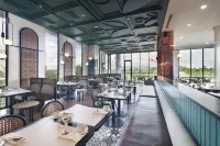 Luwansa Hotel & Convention Center Manado Hotel di Manado