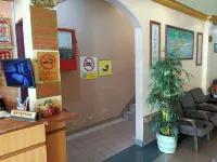 FullyWell Hotel Hotels in Kampar