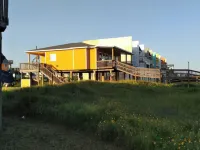 Sun Kissed Retreat, FRONT ROW! BEACHFRONT! BEAUTY!