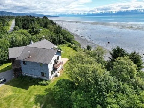 Bay Bluff Haven:  Ocean, Glacier, & Wildlife View