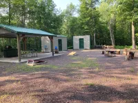 Enchanting 1-bedroom cabin in Willow River