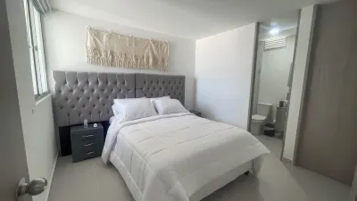 Charming 2-bedroom apartment with AC, WiFi in vibrant Cartagena de Indias Hotels in Santa Maria