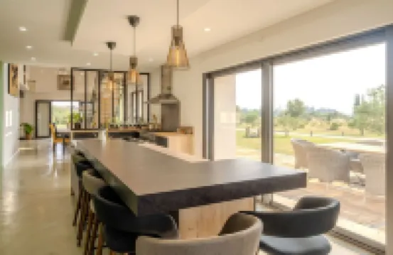 Beautiful and spacious mas in Provence