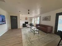 Charming Newly renovated 4-bedroom 2Bath bungalow in Old Midland Texas