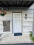 Lake living: newly renovated 2-bed/2 bath condo on Little St. Germain Lk w/ WiFi