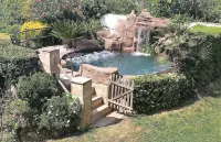 Entire house near Barcelona ideal families and groups. Guaranteed fun.