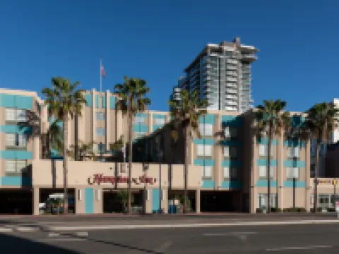 Hampton Inn San Diego-Downtown/Airport Area Hotels near Santa Fe Depot