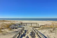 Updated Cape Charles Home ~ 2 Mi to Beachfront! - Wifi