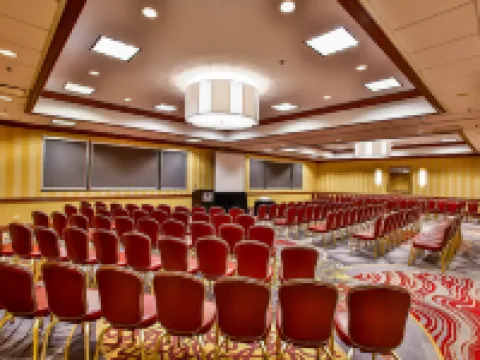 DoubleTree by Hilton Hotel Chicago - Alsip Hotels in Alsip