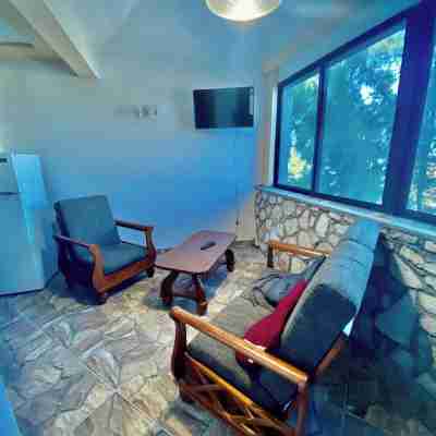 Romantic Condo Vivymitchel Apart Others