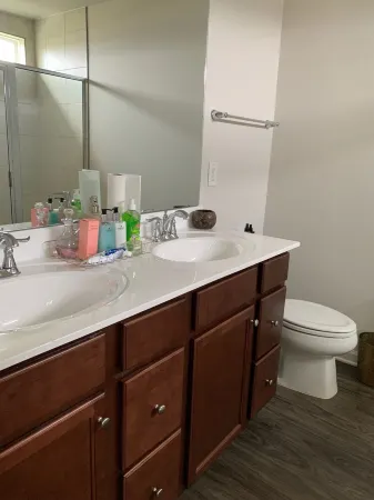 Gorgeous, Fully Furnished, 3 Story Townhome!!!