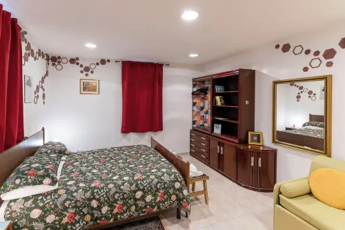 Cozy apartment with fireplace. فنادق في Castel di Ieri