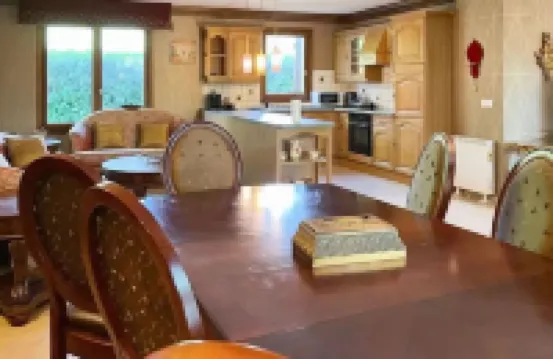 Big Family/AC/garden/17m>Geneva/walk>center/Tennis Hotels in Divonne-les-Bains