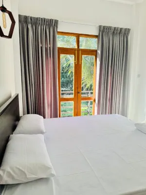 Nevil's Villa - Mirissa