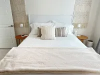 Enchanted Silverlight Cottage in Park Circle, North Charleston, SC