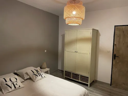 Joli T2 Dans le Centre de Mèze 메제 호텔