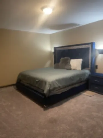 Beautiful home located in Southfield Mi. Quite friendly neighborhood