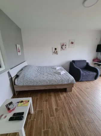 Quiet place located 350 meters from aquapark Отели в г. Врњачка Бања