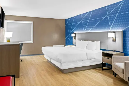 Comfort Inn & Suites Hotels in Livingston