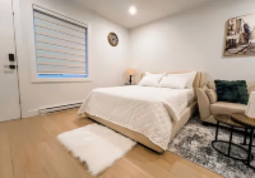 Tastefully furnished new studio in Bear Mountain