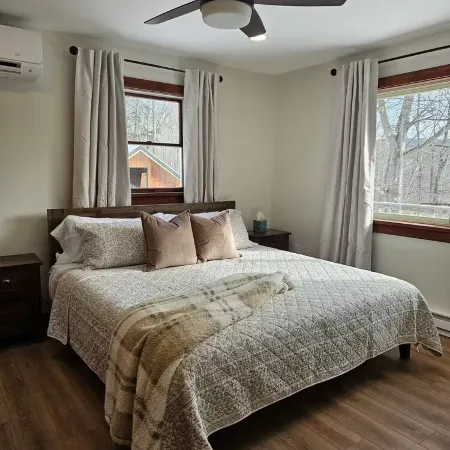 Private, Mountain Views, Close to Horse Show Grounds, Lake Placid and Hiking