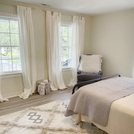 Charming 2-bedroom house in delightful Georgetown with AC, WiFi