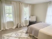Charming 2-bedroom house in delightful Georgetown with AC, WiFi