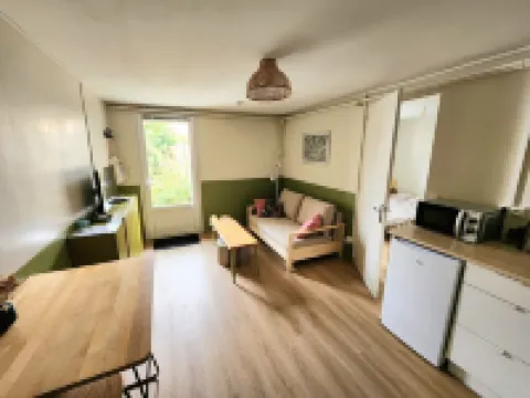 2-room apartment with garden