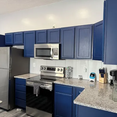 Lovely apartment in vibrant Cincinnati - Mins away from all major event places