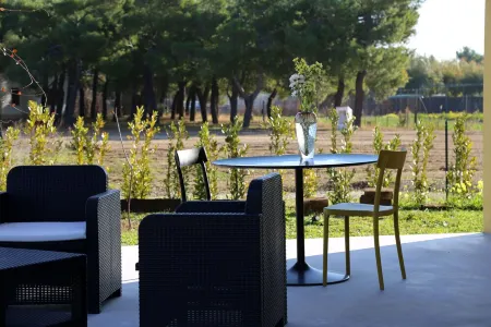 HOLIDAY HOME 400 MT FROM THE SEA AND 1 KM FROM THE CENTER - OASIS WITH GARDEN AND SPA -