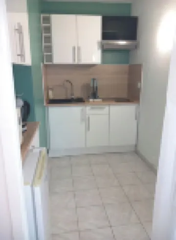 Apparently T2 close to the center