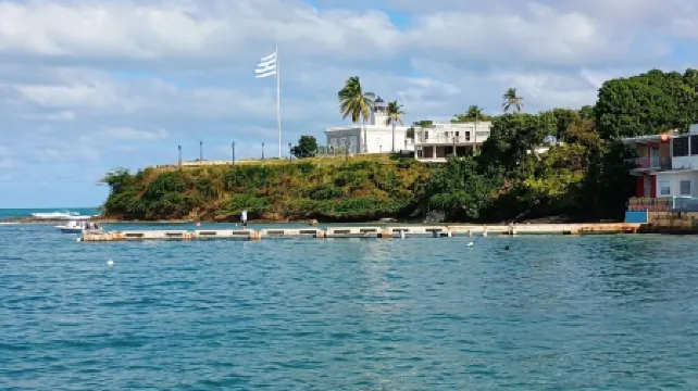 Stay Near the Bio Bay in Comfort Apt A – Walkable Esperanza Gem! BioBay Inn