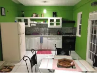Tropical Apartments Tobago : Palm Apt 2