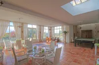 An enchanting chateau set in 10 hectares of wooded parkland, in absolute peace and quiet!